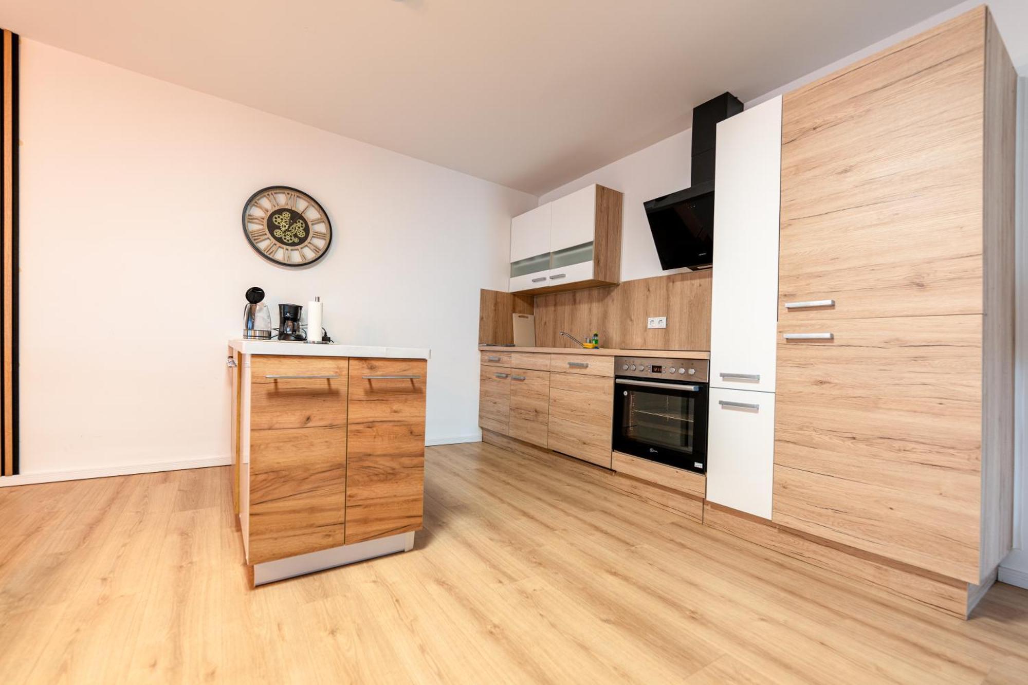 Apartment Im Dachgeschoss Plankstadt ภายนอก รูปภาพ